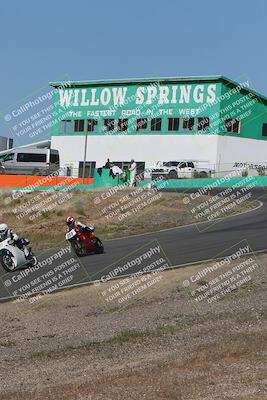 media/Apr-20-2025-AHRMA (Sun) [[393a79c373]]/Race/group 10 early race/Turn 4b/